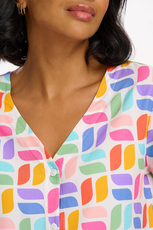 Hatty Shirt - Off-White, Curved Geometric