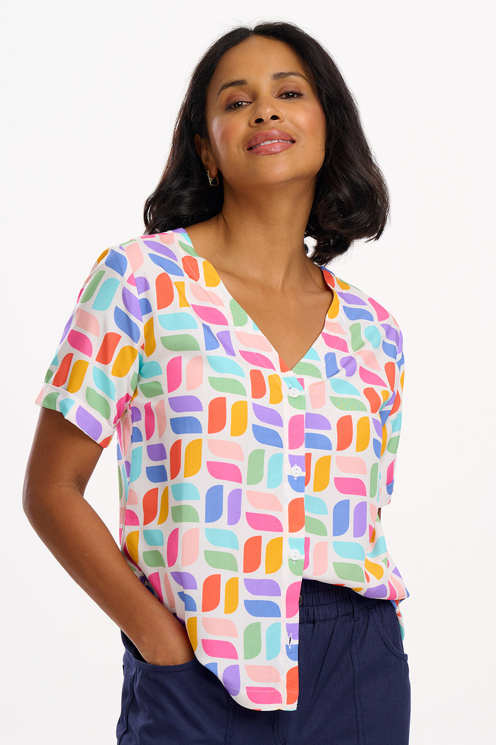 Hatty Shirt - Off-White, Curved Geometric